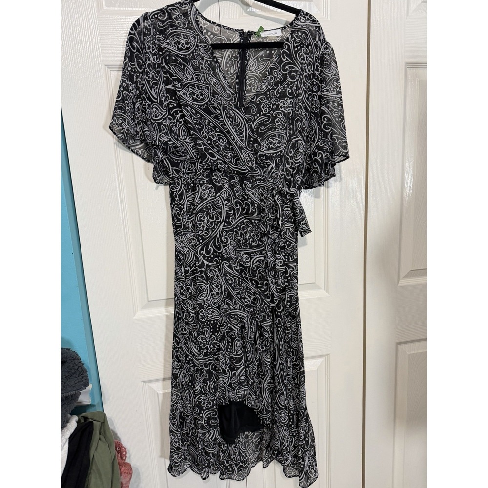 Calvin Klein Women's‎ Dress Black/ White Size 10